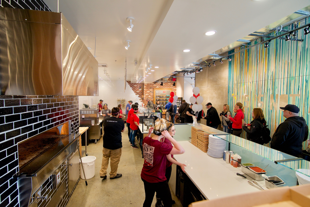 MOD Pizza opens in West Seattle to the delight of a crowd; Fast casual